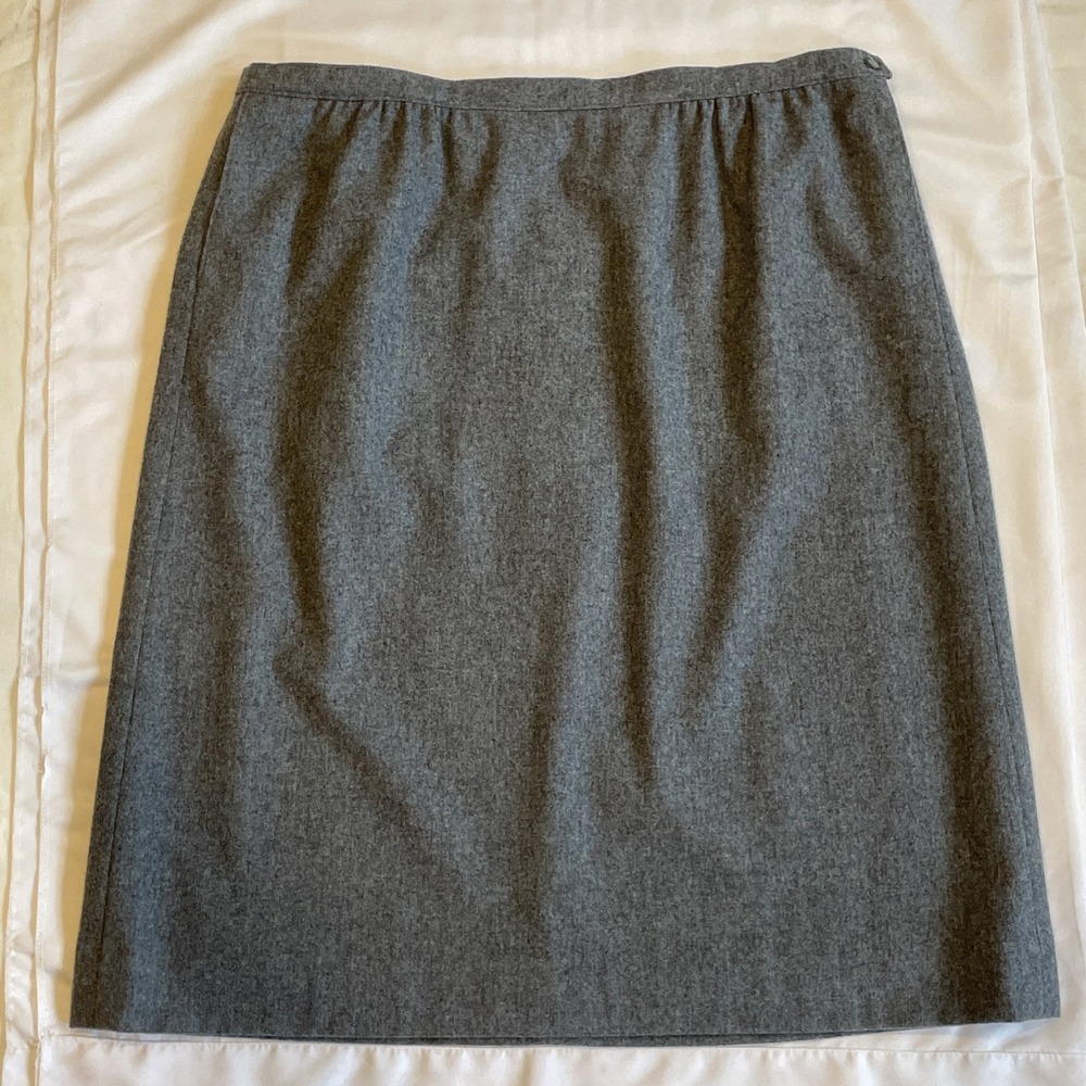Vintage Pendleton Gray Skirt 100% Virgin Wool Size 18 Pockets Lined Made In USA - Picture 2 of 16